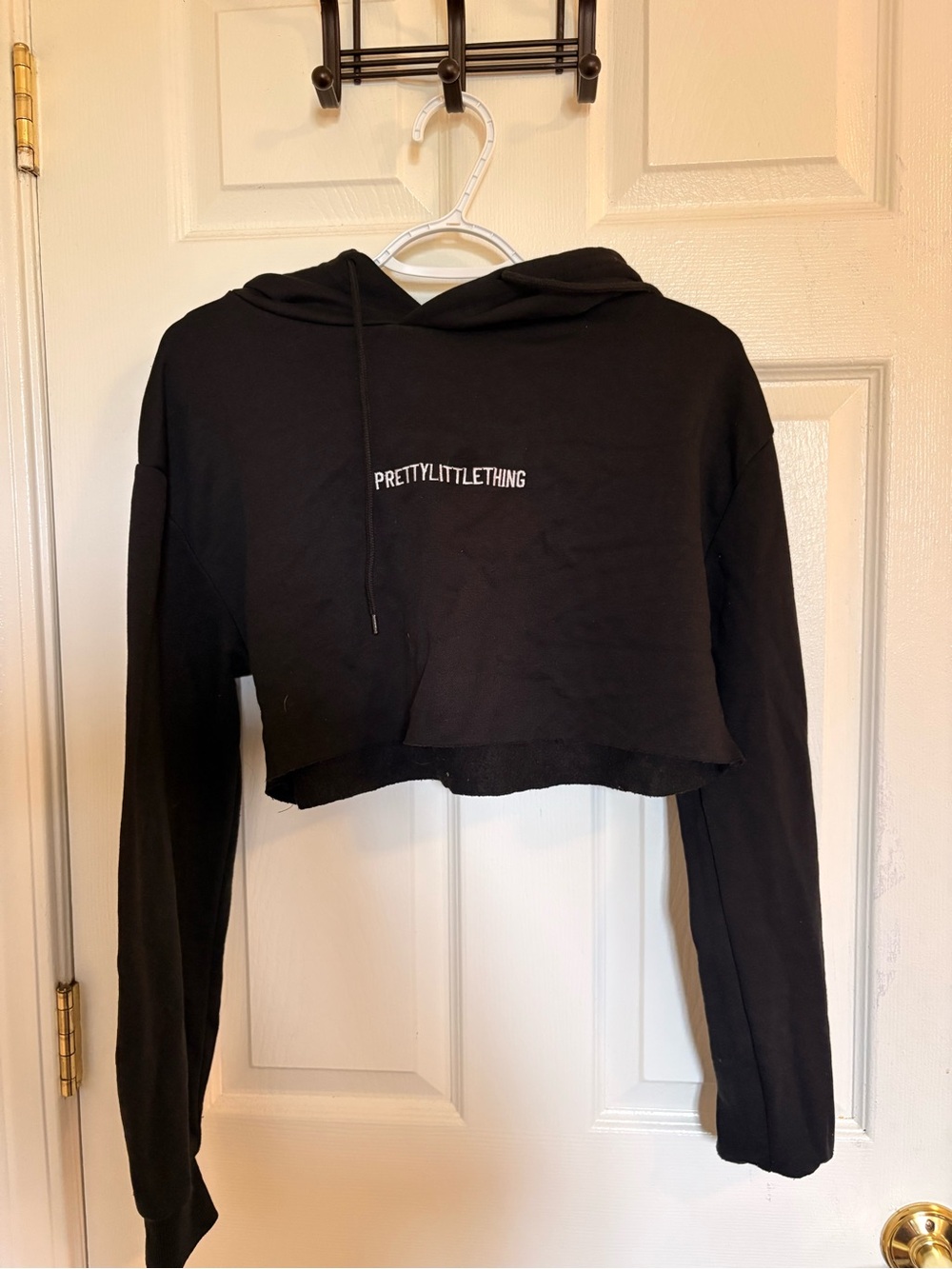 women or teens cropped hoodie